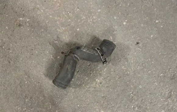 Mercedes-Benz GLA W156 Engine coolant pipe/hose A2465010482