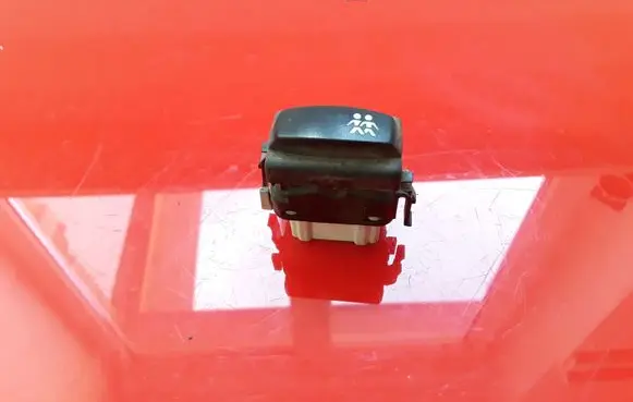 Renault Laguna II Child safety switch 2648803 015086B