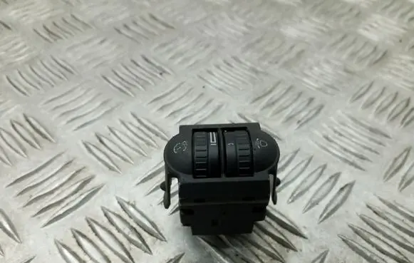 Volkswagen Golf V Headlight level height control switch 1K0941333