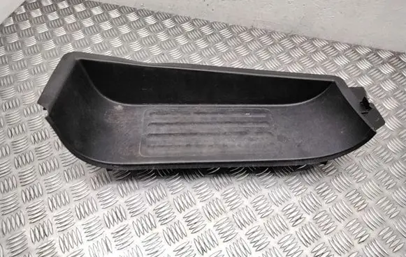 Volkswagen Transporter - Caravelle T5 Side skirt front trim 7H0863735A
