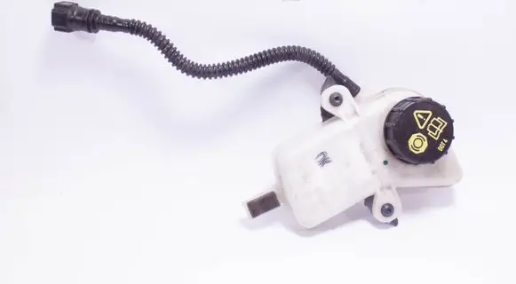 Ford Tourneo Custom Brake fluid reservoir