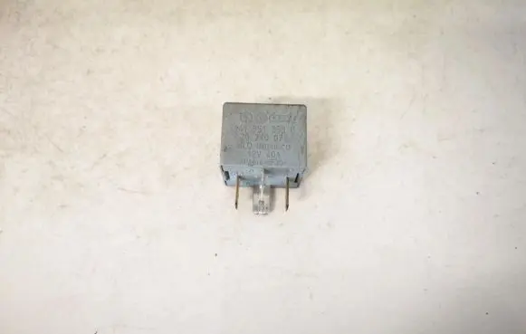 Volkswagen Touran I Other relay 141951253b 20240072