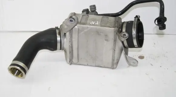 BMW 6 F12 F13 Intercooler radiator 7575405
