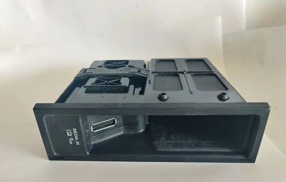 Volkswagen Golf VI USB control unit 5N0035341C