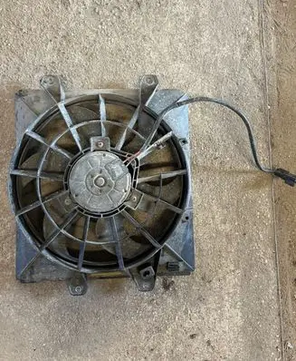 Toyota Avensis T220 Electric radiator cooling fan