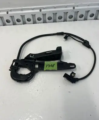 Mercedes-Benz GLA H247 Front ABS sensor wiring A2475460200