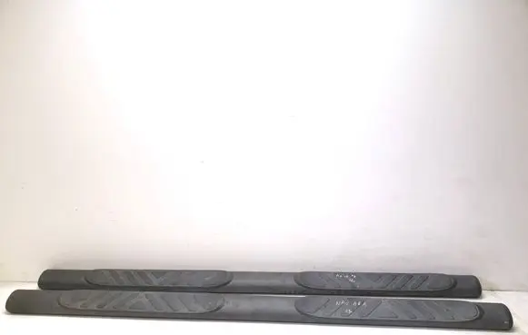 Nissan Navara Front sill trim cover