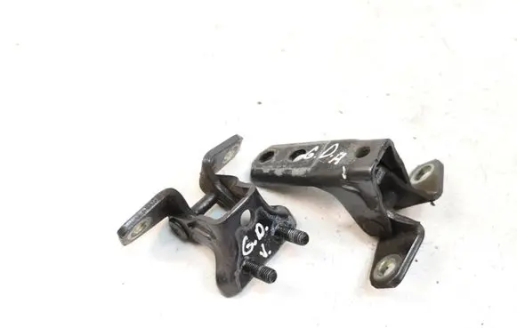 Rear door hinge set