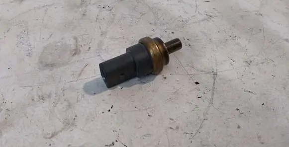 Volkswagen Tiguan Coolant temperature sensor 06A919501A