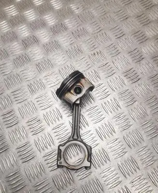 Renault Clio V Piston with connecting rod 308591818