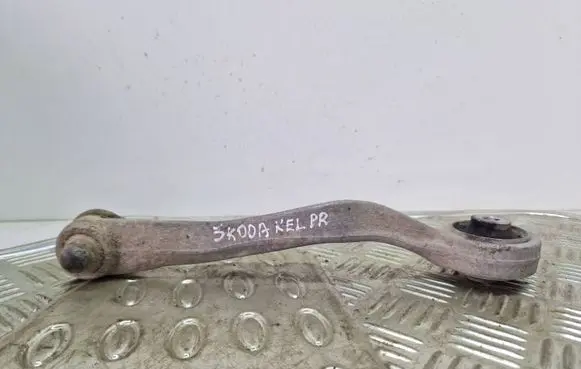 Skoda Superb B5 (3U) Front control arm 4B0407515