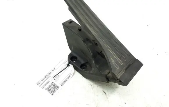Mercedes-Benz C W205 Accelerator throttle pedal A2053000004