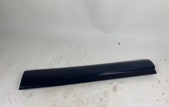 Maserati Levante Rear door trim (molding) 670035238