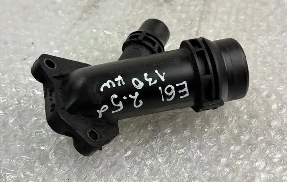 BMW 5 E60 E61 Engine coolant pipe/hose 2247744 11122247744