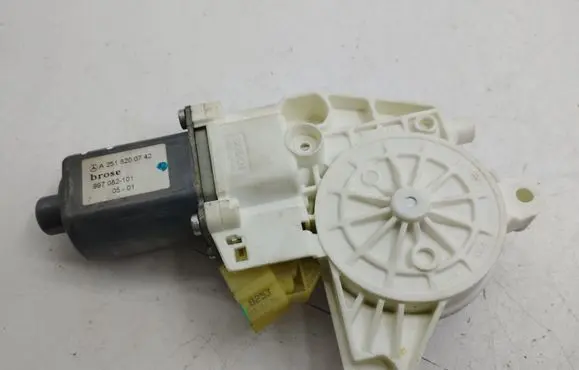 Mercedes-Benz ML W164 Front door window regulator motor 0130822273 A2518200742