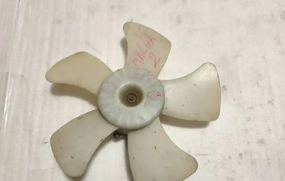Mazda 2 Electric radiator cooling fan 1680008310