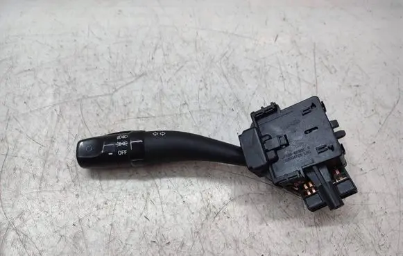 Hyundai Santa Fe Indicator stalk 202004727