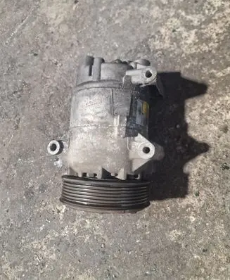 Renault Scenic II - Grand scenic II Air conditioning (A/C) compressor (pump)