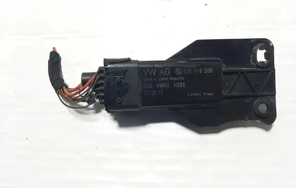 Seat Ibiza IV (6J,6P) Coolant fan relay 5J0919506