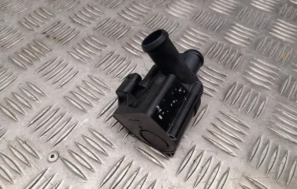 Audi A5 Electric auxiliary coolant/water pump 06H121601N
