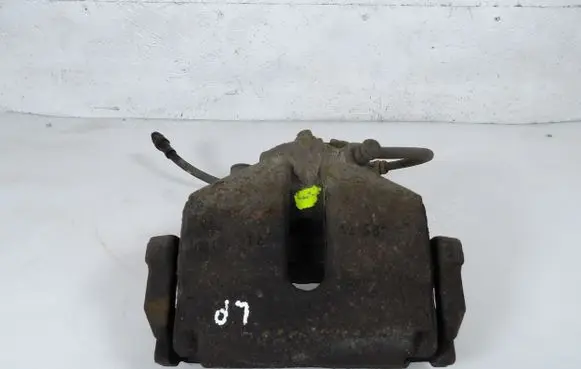 Skoda Superb B6 (3T) Front brake caliper