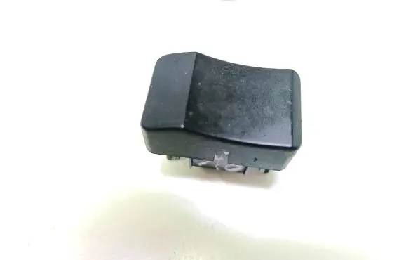 Hyundai Trajet Other switches/knobs/shifts 932053A000