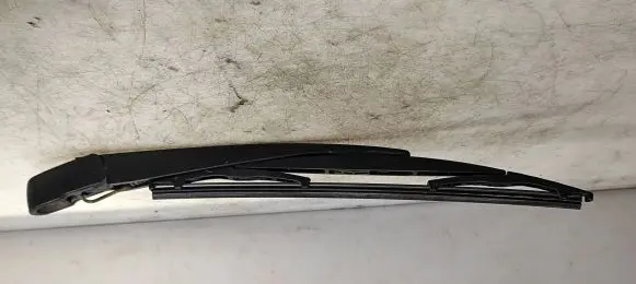 Mitsubishi Outlander Rear wiper blade arm 35622