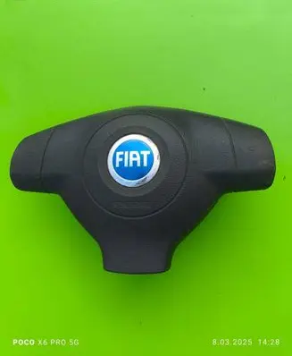 Fiat Sedici Steering wheel airbag