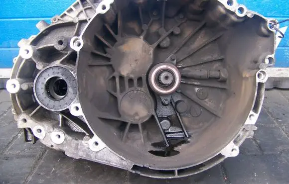 Volvo S60 Manual 6 speed gearbox EU1R7002TEF