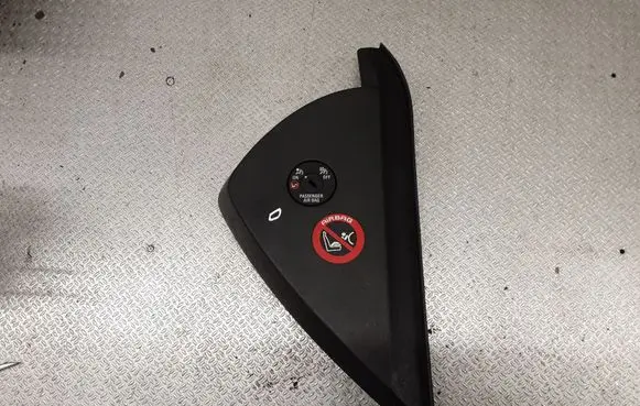 Opel Insignia A Dashboard side end trim 13275267