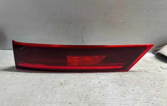 Volvo S90, V90 Tailgate rear/tail lights 31656778