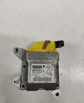 Renault Laguna II Airbag control unit/module 8200142183A