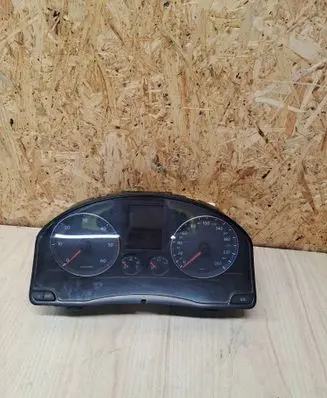 Volkswagen Golf V Speedometer (instrument cluster) 1K0920864BX V0002000