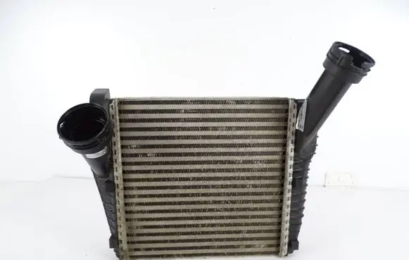 Porsche Cayenne (92A) Intercooler radiator 7P0145804A
