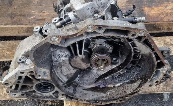 Opel Corsa C Manual 4 speed gearbox 