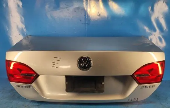 Volkswagen PASSAT B7 USA Tailgate/trunk/boot lid 5C6827025A