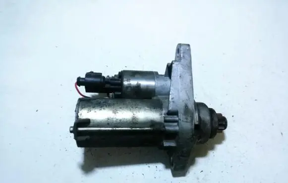 Volkswagen Polo Starter motor 02t911023s 1307074594