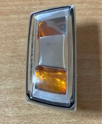 Opel Corsa D Front fender indicator light 13228580 13228581