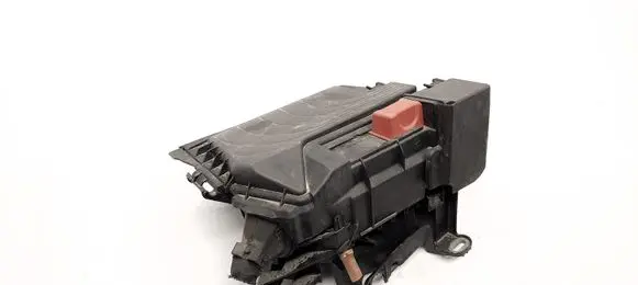 Mercedes-Benz A W176 Fuse box set A2465400182