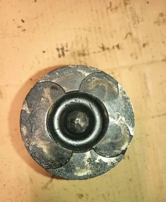 Renault Master II Piston g9u