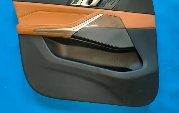 BMW X5 G05 Front door card panel trim 
