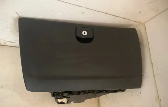 Peugeot 407 Glove box set 