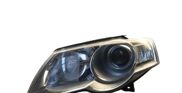 Volkswagen PASSAT B6 Headlight/headlamp 3CO941005Q