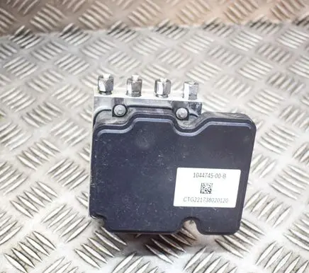 Tesla Model 3 ABS Pump 104474500B