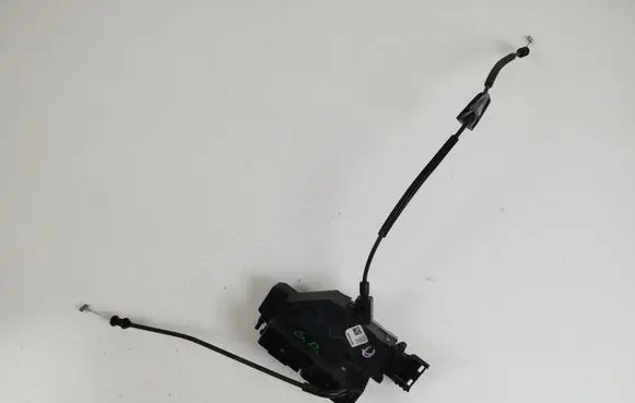 Citroen DS5 Rear door lock 9804271380