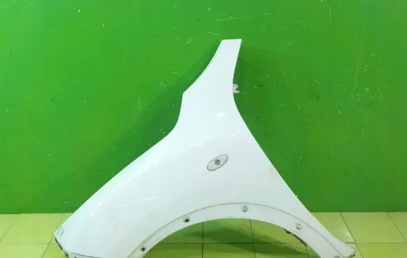 Nissan Juke I F15 Fender PRZOD LEWY