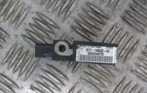 Ford Mondeo Mk III Airbag deployment crash/impact sensor 1s7t14b342ac 1s7t-14b342-ac