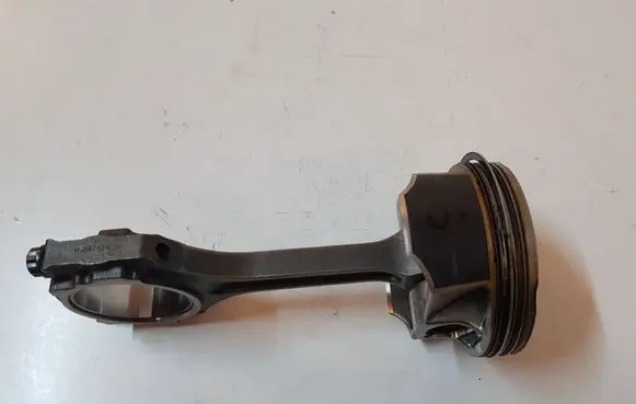 Ford Mustang VI Piston with connecting rod JR3EOK100AD JR3E0K100AD