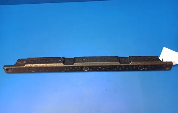 Land Rover Discovery 5 Sill supporting ledge CPLA18K007AC