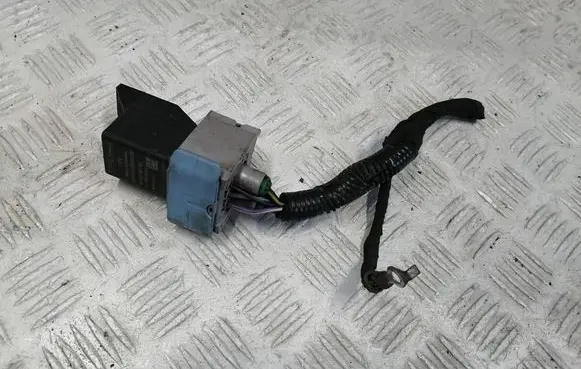 Ford Mondeo MK V Glow plug pre-heat relay 51299058A 9803299780 20160713
